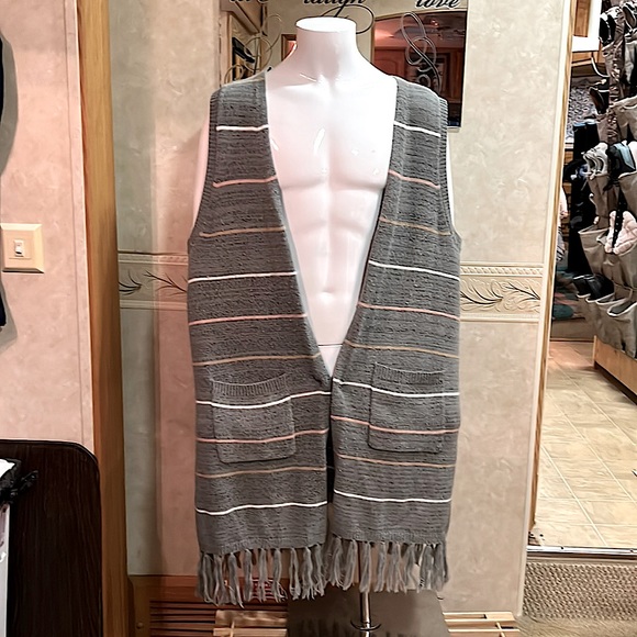 Cato full length gray with stripes fringe vest. - Picture 1 of 5